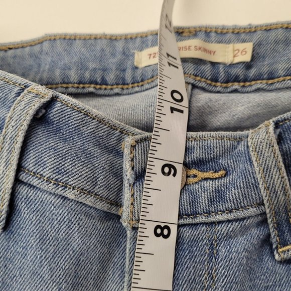 Levis Jeans Womens 721 High Rise Skinny Size 26 Light Blue 5-Pocket Stretch - Picture 10 of 14